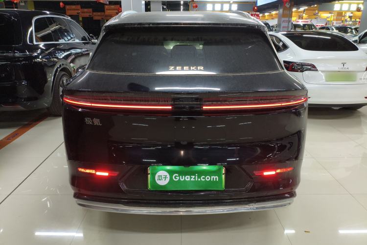 Used Zeekr 7X 2025 100 kWh Long-Range Rear-Wheel Drive with Intelligent Driving Features