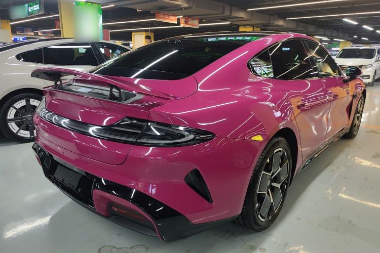 Used  SU7 2024 Rear-Drive Ultra-Long Range Advanced Pro-Level Intelligent Driving Version
