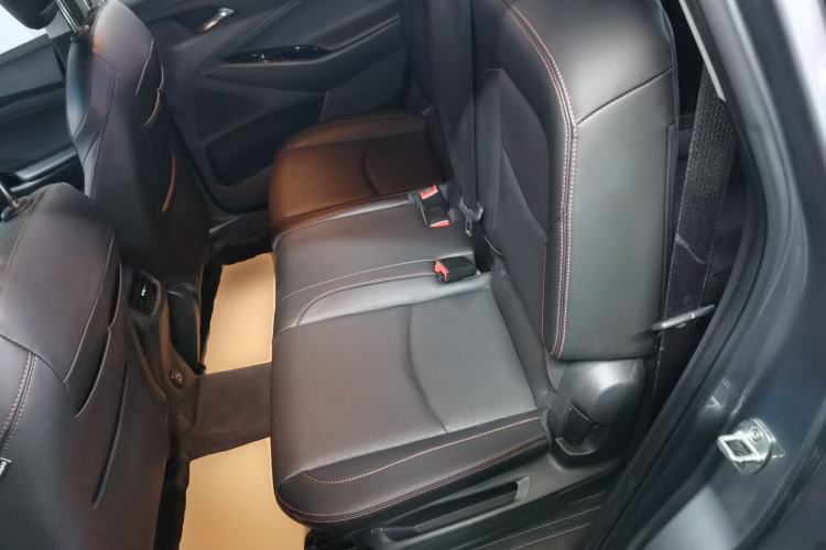 Used Chevrolet Orlando 2020 Light Hybrid Redline 530T Automatic Enjoyment Edition (5+2 Models)
