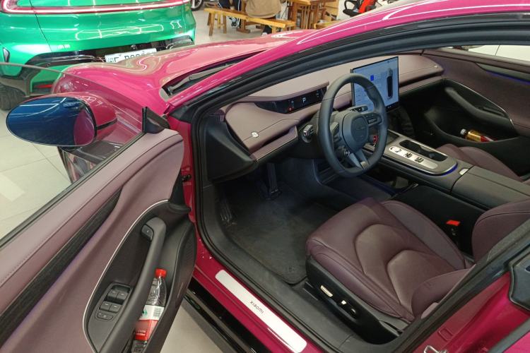 Used  SU7 2024 Rear-Drive Ultra-Long Range Advanced Pro-Level Intelligent Driving Version