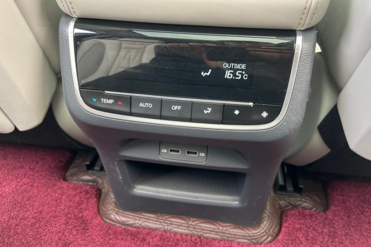 Used GAC Trumpchi GS8 2022 Flagship Series 2.0 TGDI Two-Wheel-Drive Prestige Edition (7 Seats)
