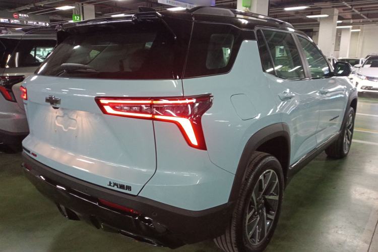 Used Chevrolet Equinox Plus 2024 102km RS Ultimate Edition
