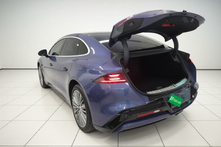 Used Denza Z9 2024 1100 km All-Wheel-Drive Ultra Version