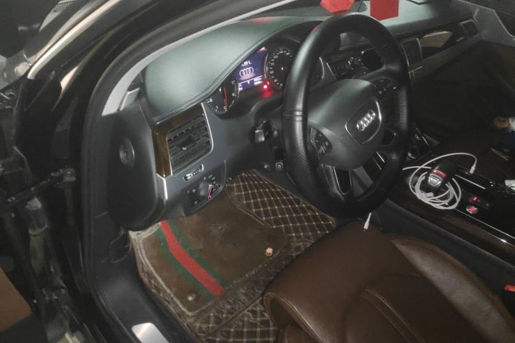 Used Audi A8 2014 A8L 45 TFSI quattro Comfort model