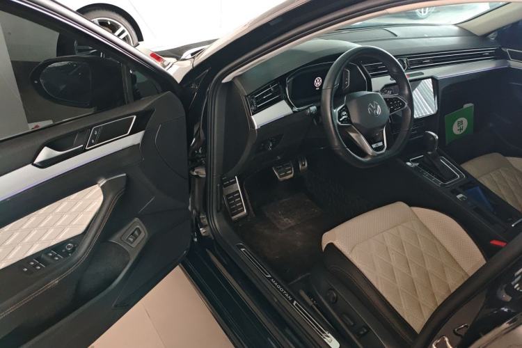 Used Volkswagen Magotan 2023 2 Million Units Commemorative Edition 330TSI DSG Luxury Version
