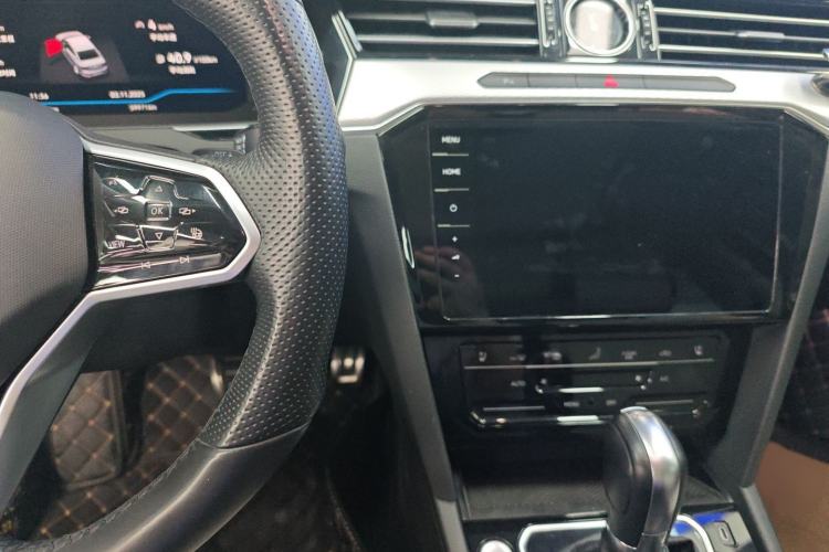 Used Volkswagen Magotan 2023 2 Million Units Commemorative Edition 330TSI DSG Luxury Version