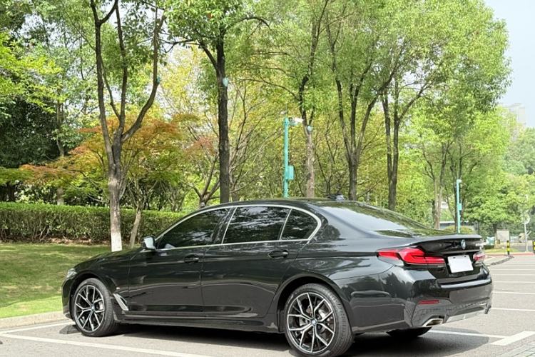 Used BMW 5 Series 2023 530Li Luxury Edition M Sport Package
