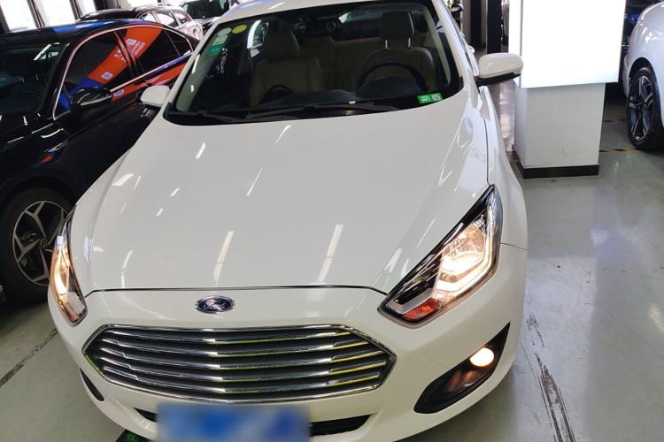 Used Ford Escort 2015 1.5L Automatic Comfort Model
