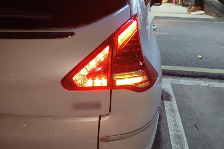 Used Peugeot 3008 2015 2.0L Automatic Classic Edition
