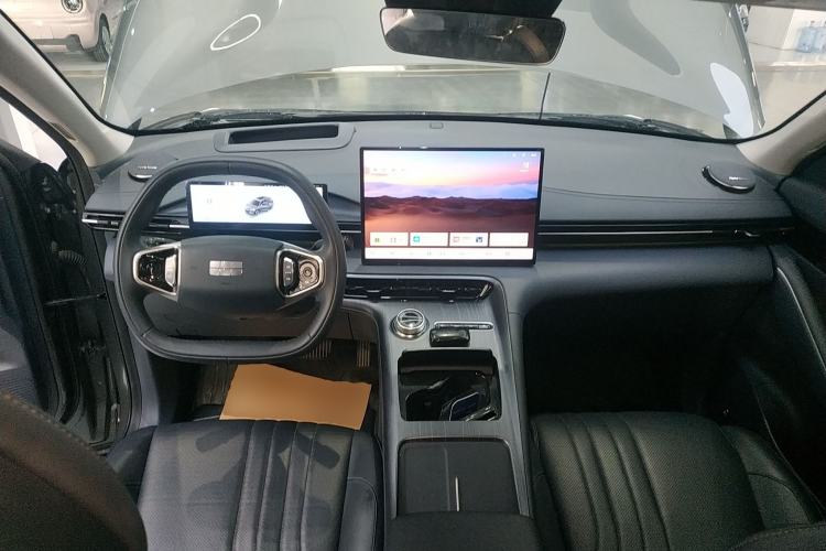 Used  E5 2024 530km Starship Edition
