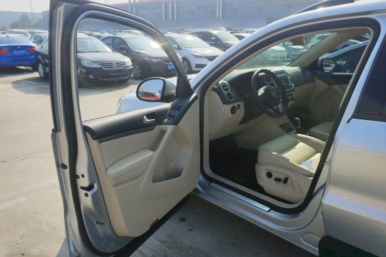 Used Volkswagen Tiguan L 2015 1.8TSI Automatic Two-Wheel Drive Comfort Edition
