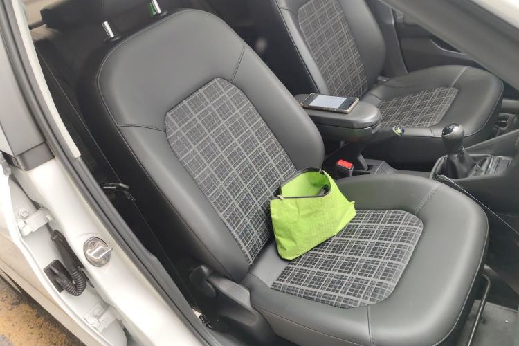 Used Volkswagen Jetta 2017 1.4L Manual Comfort Model
