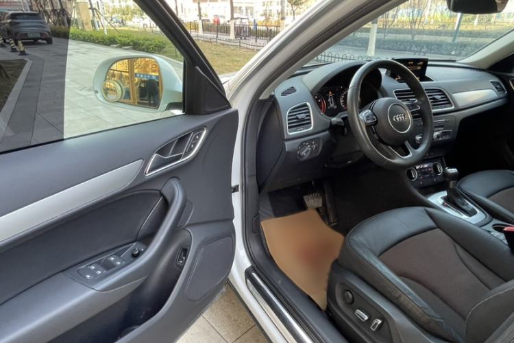 Used Audi Q3 2018 30th Anniversary Edition 30 TFSI Fashion Model
