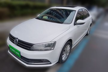 Used Volkswagen Sagitar 2015 1.6L Manual Comfort Model