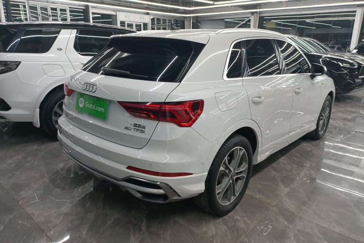 Used Audi Q3 2021 40 TFSI Fashion Dynamic Model