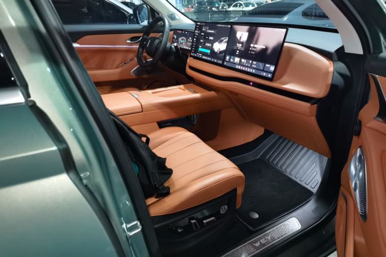 Used Wey Lanshan 2025 Four-Wheel Drive Max