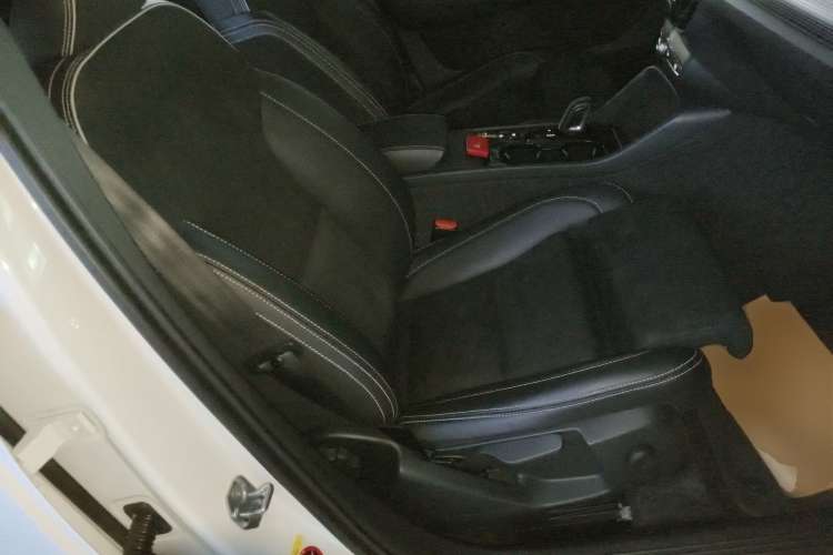 Used Volvo XC40 2020 T4 Four-Wheel Drive Smart & Sporty Edition
