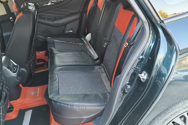 Used Dongfeng Aeolus Yixuan MAX 2023 1.5T Ultra-Stylish Trendsetting Dad Edition
