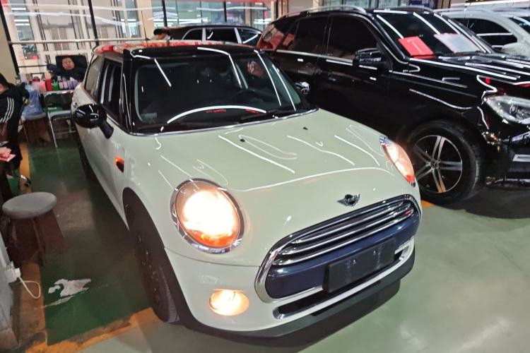 Used  MINI 2016 1.5T COOPER Five-Door Edition
