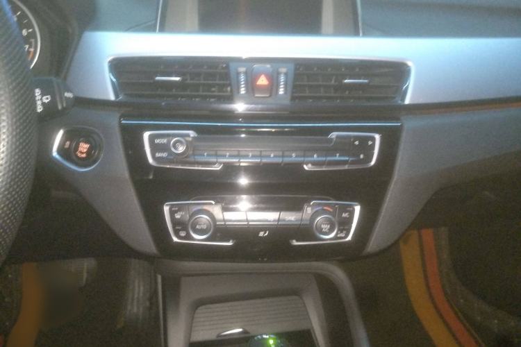 Used BMW X1 2018 sDrive20Li Leading Model
