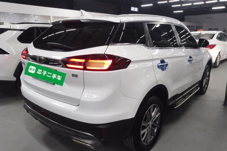 Used Geely Auto Emgrand X7 Sport 2018 1.8TD Automatic Two-Wheel Drive Smart Connect 4G Internet Edition
