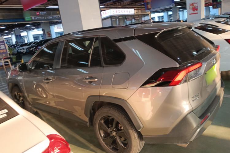 Used Toyota RAV4 2020 Dual-Motor 2.5L E-CVT Four-Wheel Drive Flagship Edition