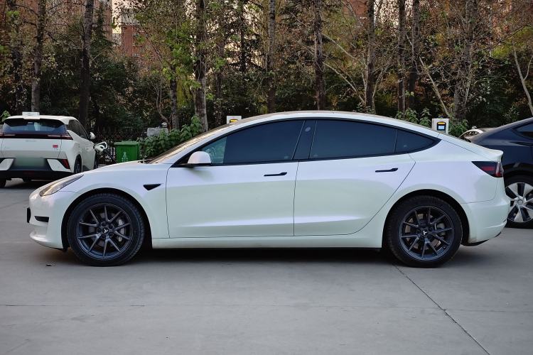 Used Tesla Model 3 2022 Rear-Wheel-Drive Version