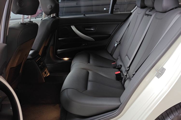 Used BMW 3 Series 2015 320Li Luxury Edition Fashion Model
