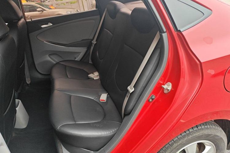 Used Hyundai Verna 2014 1.4L Automatic Smart GLS