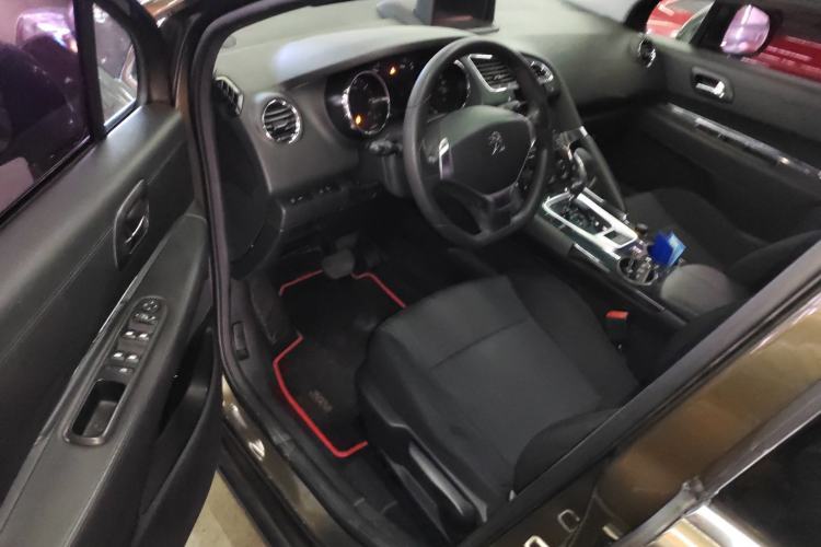 Used Peugeot 3008 2015 2.0L Automatic Classic Edition