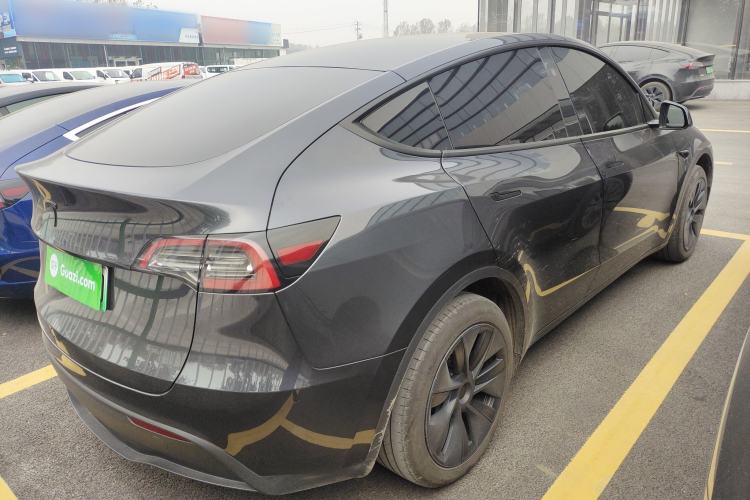 Used Tesla Model Y 2024 Rear-Wheel-Drive Version
