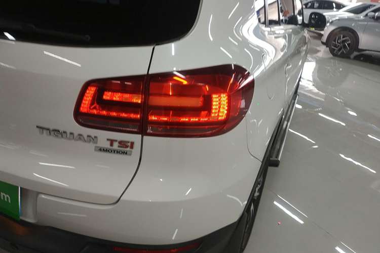 Used Volkswagen Tiguan 2013 2.0 TSI Automatic All-Wheel Drive Luxury Edition
