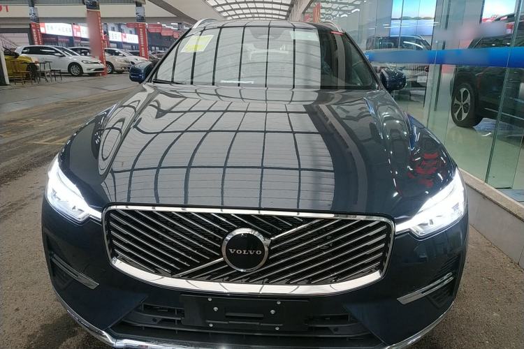 Used Volvo XC60 2026 B5 4x4 Smart Luxury Edition
