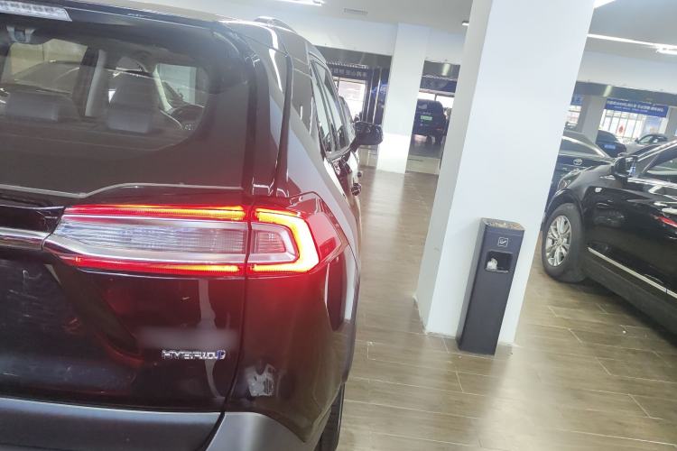 Used Toyota Wildlander 2023 Dual-Motor 2.5L E-CVT Four-Wheel Drive Prestige Edition
