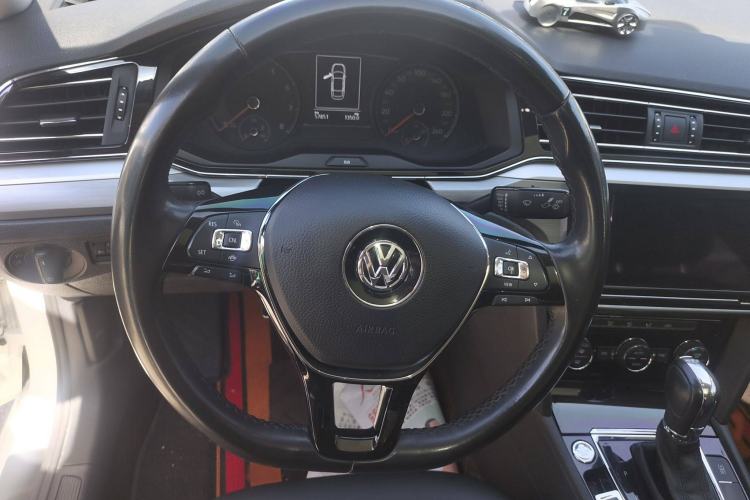 Used Volkswagen Lamando 2021 280TSI DSG Comfort Edition
