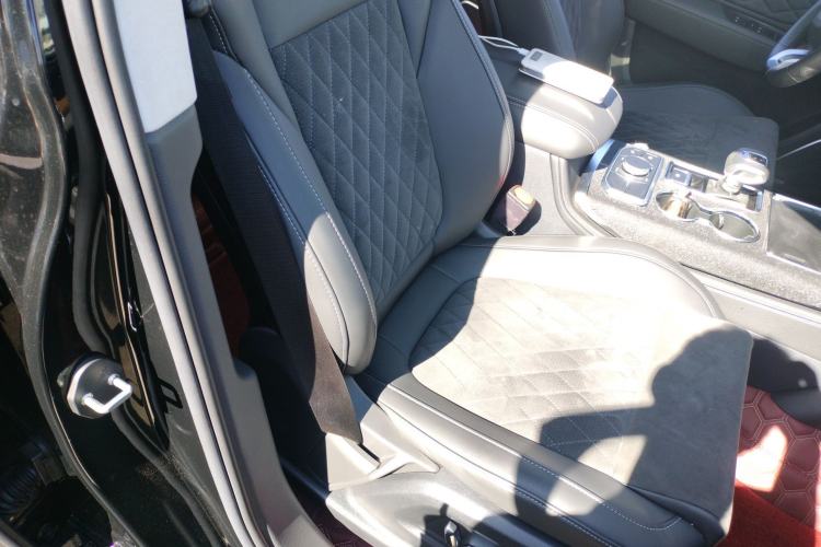 Used Hongqi HS7 2022 2.0T DCT Two-Wheel Drive Smart Connect Flagship Edition 7 Seats