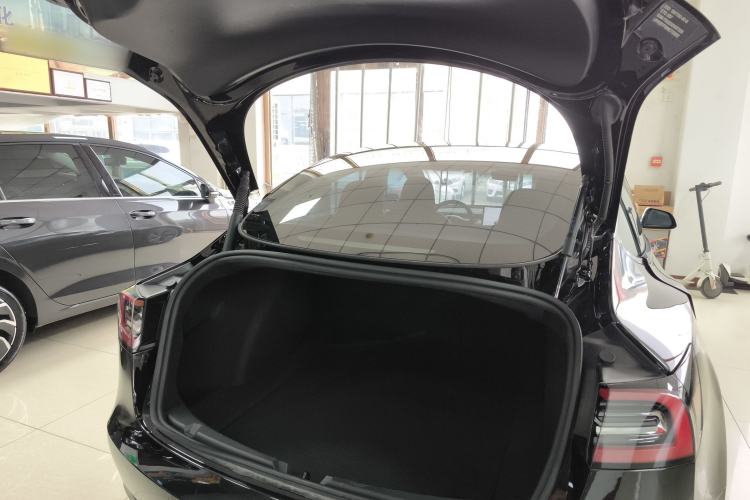 Used Tesla Model 3 2022 Rear-Wheel-Drive Version
