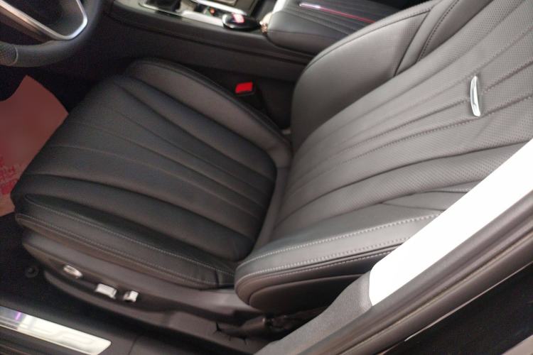 Used Hongqi H5 2023 2.0T Automatic Smart Connect Flagship Edition
