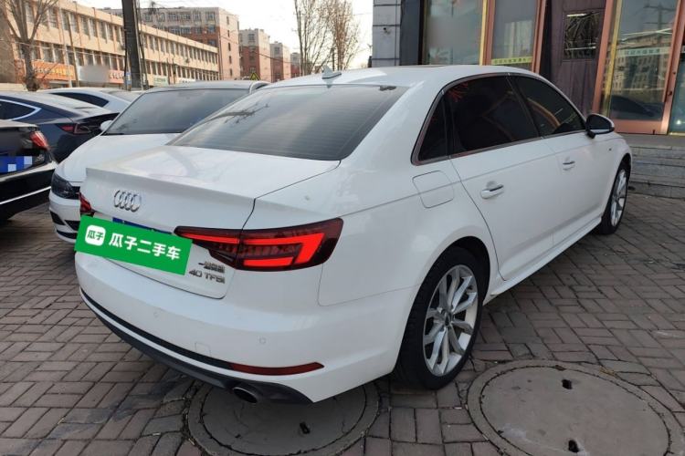 Used Audi A4L 2018 30th Anniversary Edition 40 TFSI Fashion Model
