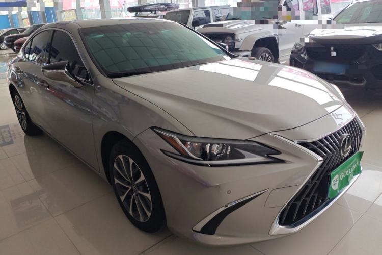 Used Lexus ES 2023 200 Excellence Edition