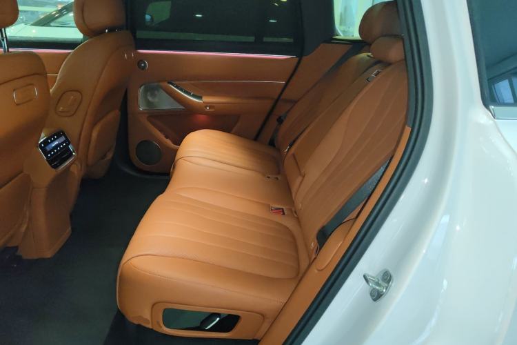 Used Hima AITO M8 2025 Extended-Range Ultra Version 53.4 kWh 5-Seater Edition