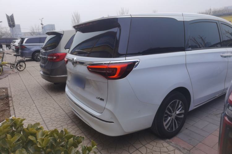 Used Buick GL8 2023 ES Lu Zun Deluxe Model
