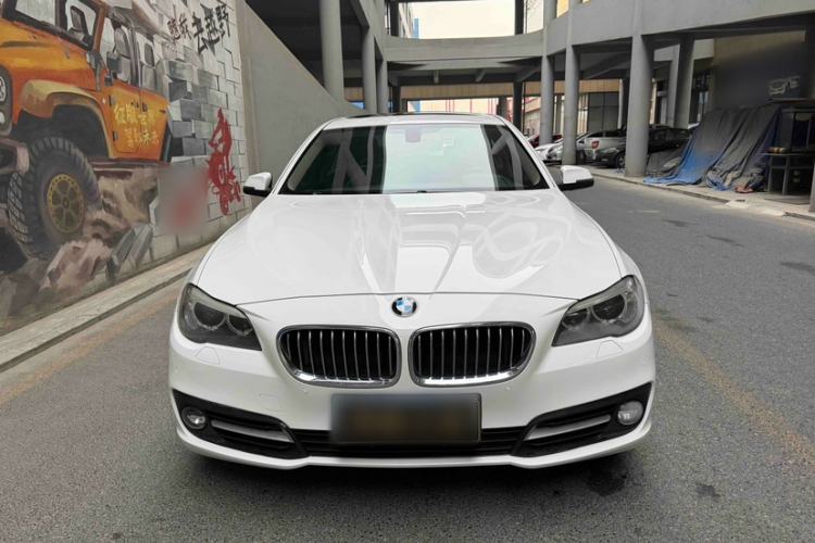 Used BMW 5 Series 2014 525Li Leading Model
