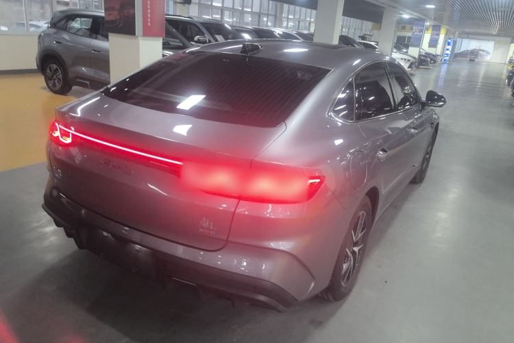 Used BYD Qin L 2025 DM-i Smart Drive 120KM Superior Model
