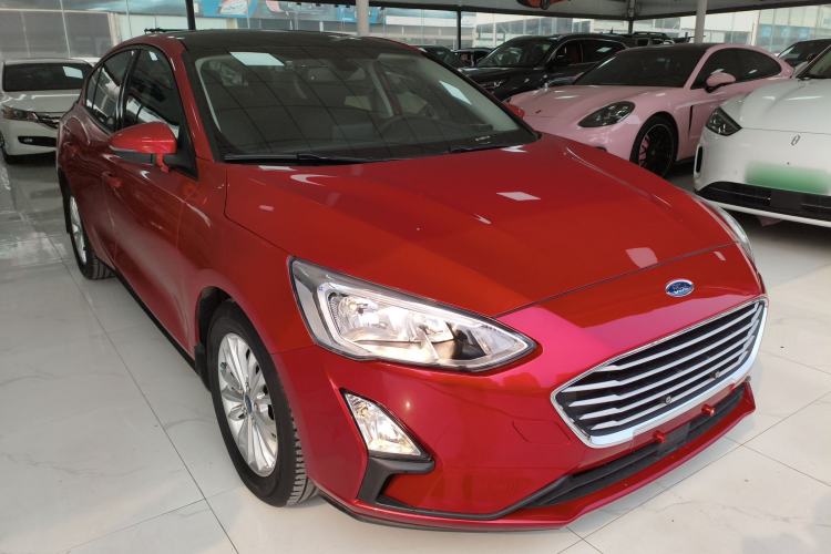 Used Ford Focus 2019 Sedan EcoBoost 180 Automatic Trend Edition
