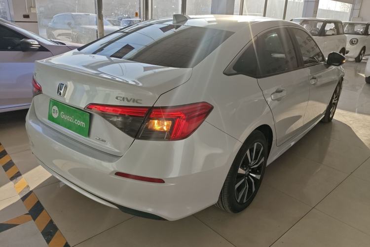 Used Honda Civic 2023 2.0L eHEV Pioneer Edition
