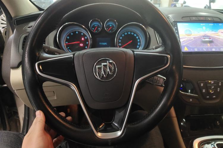 Used Buick Regal 2015 2.0L Leading Fashion Edition
