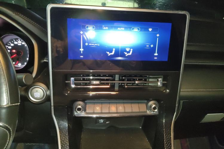 Used Haval M6 2021 PLUS 1.5T DCT Luxury Smart Connectivity Model
