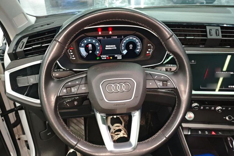 Used Audi Q3 2023 35 TFSI Progressive Dynamic Edition (1.4T)