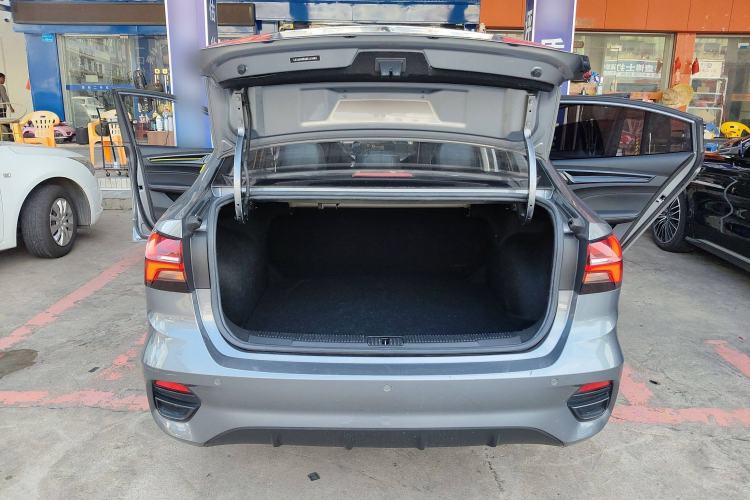 Used Roewe i5 2021 1.5L CVT Starry Edition
